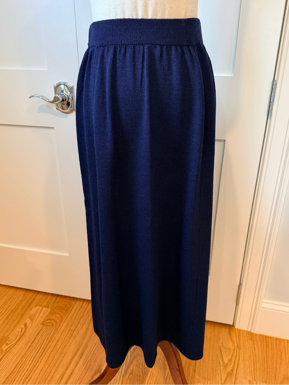 St. John Santana Knit Elegant Navy A-line Midi Skirt